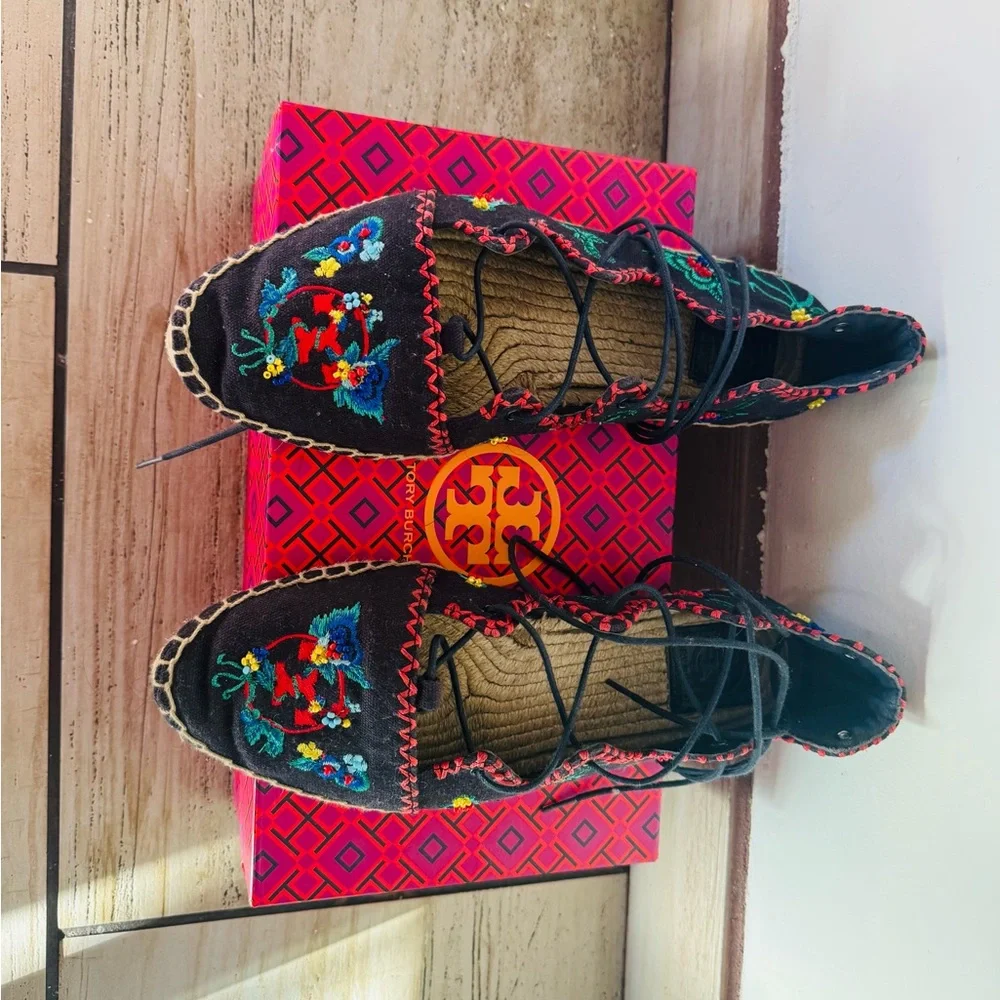 Tory Burch Black Embroidered Lace-Up Espadrilles with Multicolor Floral Accents